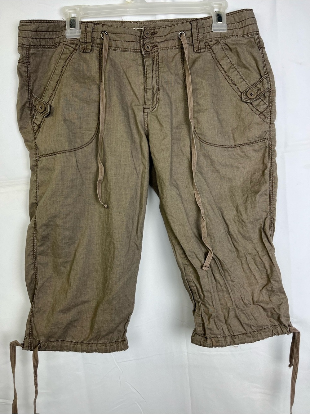 Vintage Y2K Aeropostale khaki capri low rise adjustable waist size 11/12